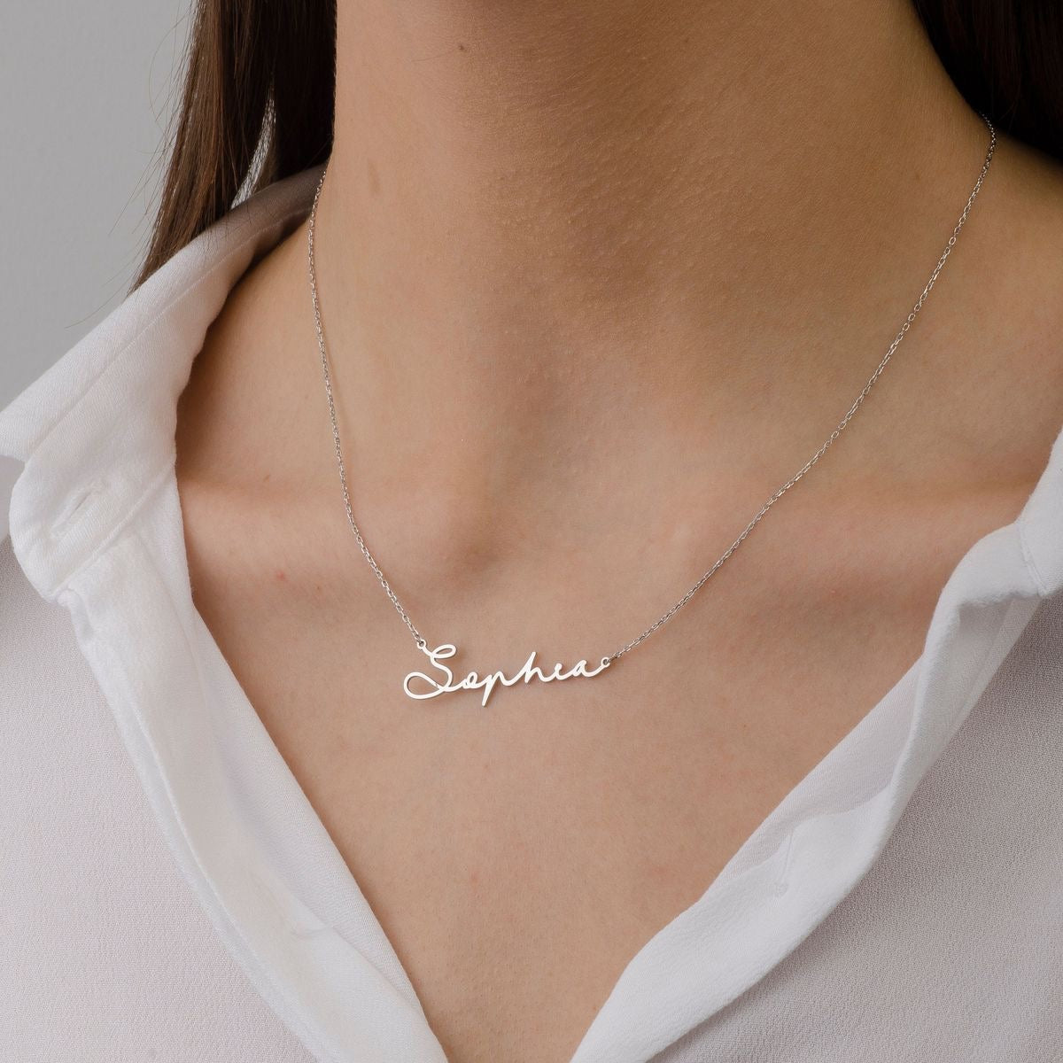 Serenity’s Customized English Locket